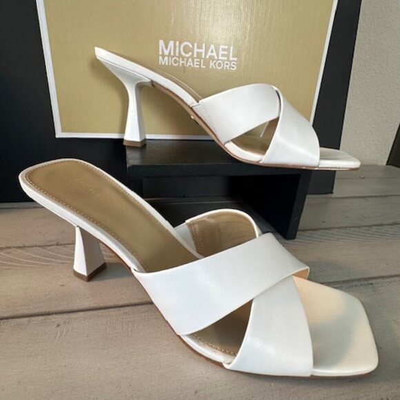 - Michael Kors Clara Sandal - NEW Never Worn‎ - Picture 5 of 7